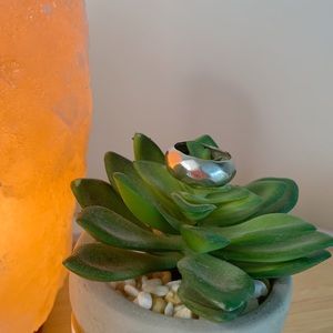 925 Stainless Steel Hammered Chunky Ring Silver Size 7 Lightweight Hollow